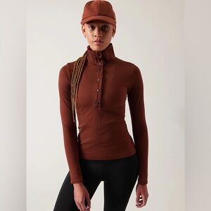 Athleta Brown XS Long Sleeve Ancient Mahogany Flurry Seamless Henley